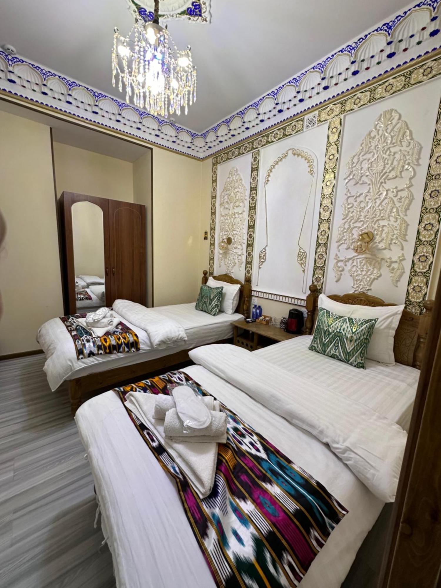 Hotel Zarhal Bukhara Exterior photo